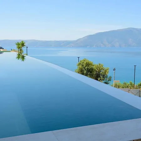 Nobus & Otel 4*