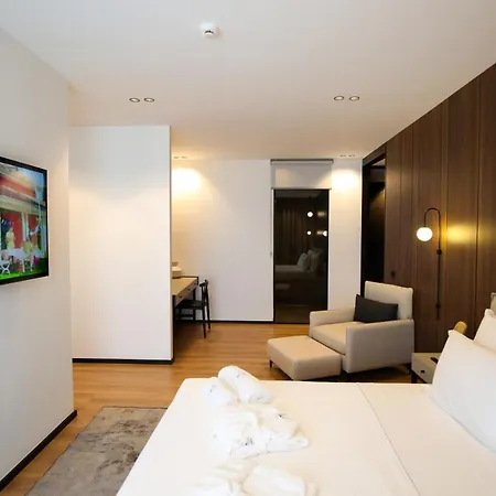 Nobus & 4* Vlore