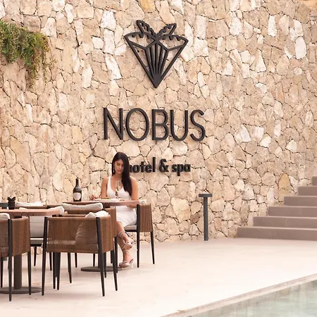 Nobus & 4*