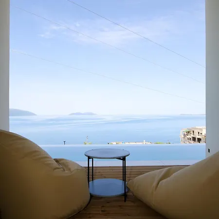 Nobus & Hotel Vlore