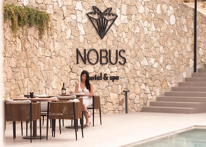 Nobus & 4*